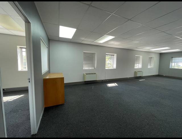 188.25M² OFFICE TO LET IN RIVONIA
